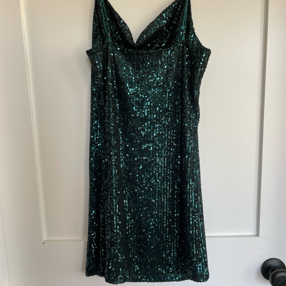 Stunning Dèluc sequence dress new with tags Size XS - Picture 4 of 13